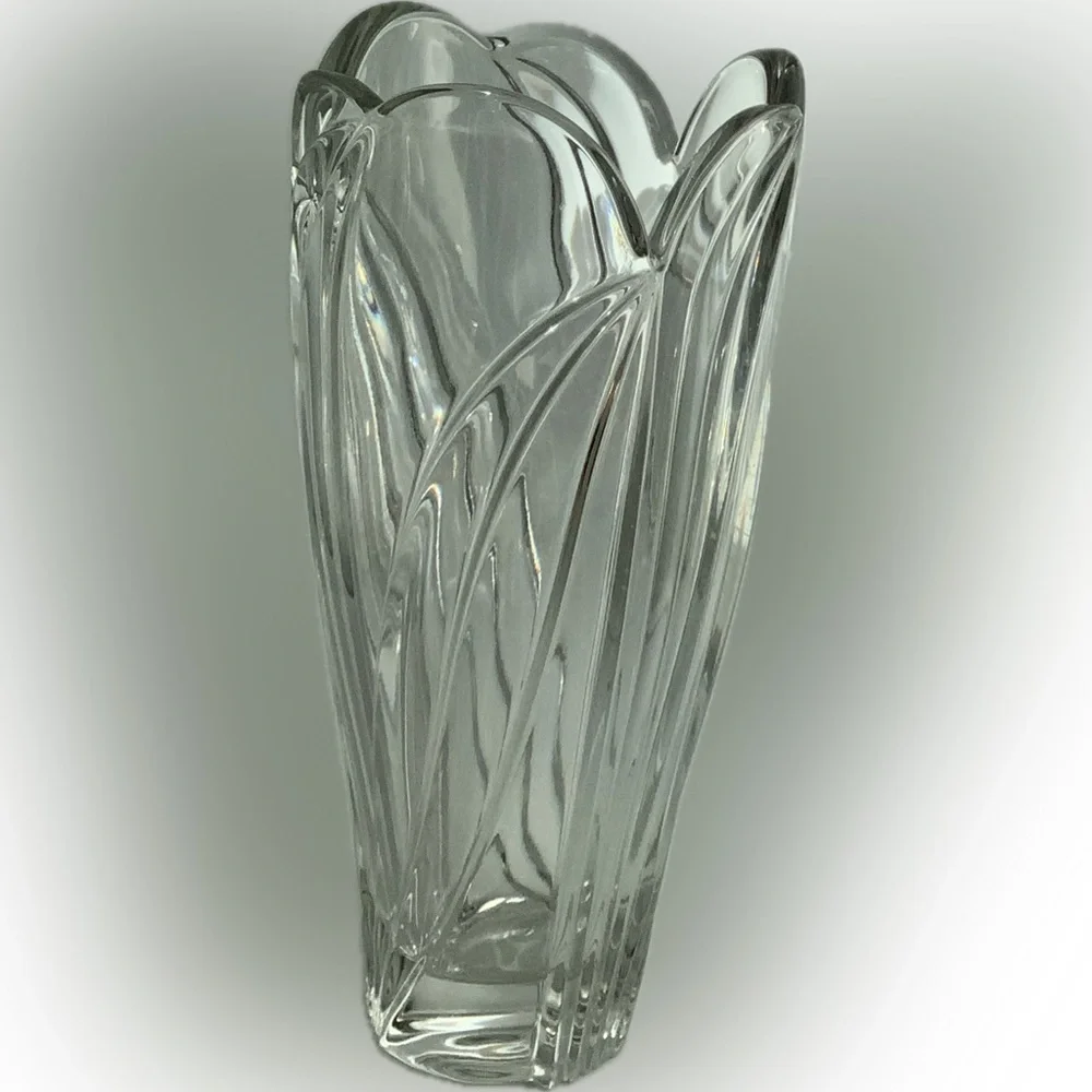 Large 10” Fluted Crystal Vase